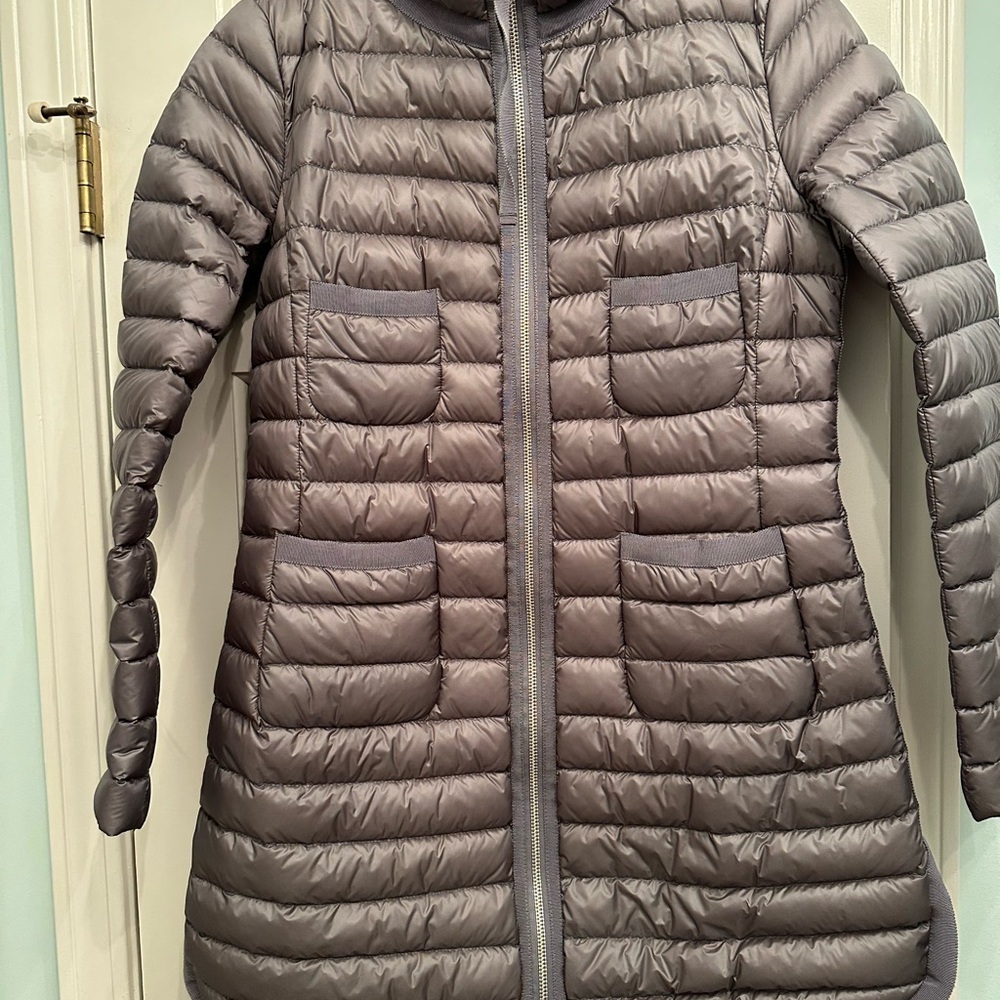 Moncler Bogue coat Size 2 AUTHENTIC!